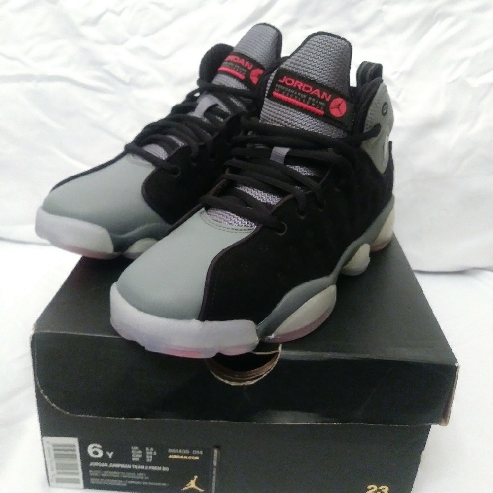 Size 6 team jordan sneakers